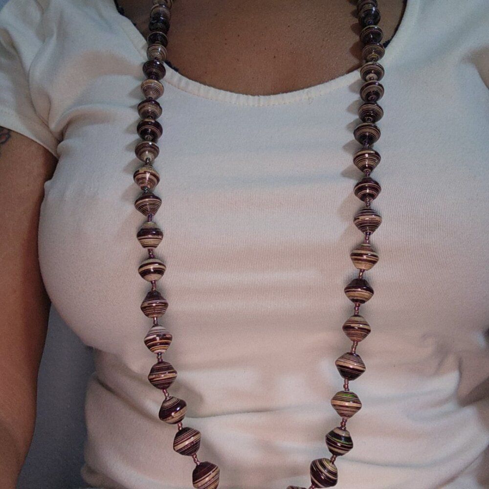 Marbled bead necklace from Uganda - Picture 3 of 5